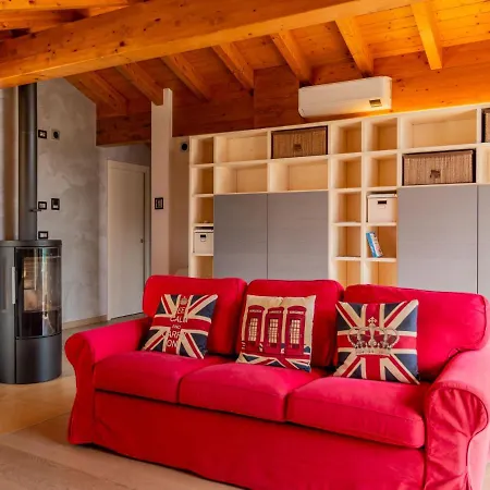 Salice By Interhome アパート